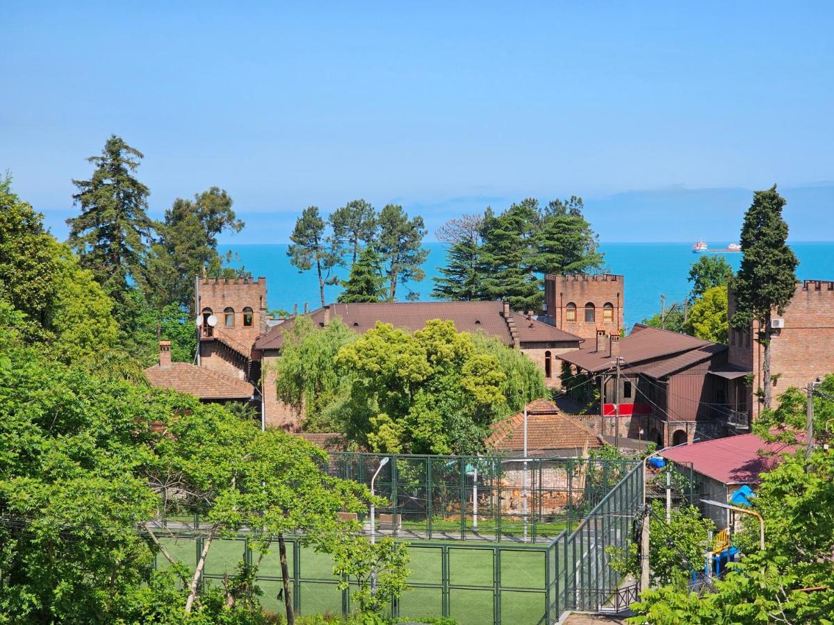 Tete Guest House Батуми Екстериор снимка