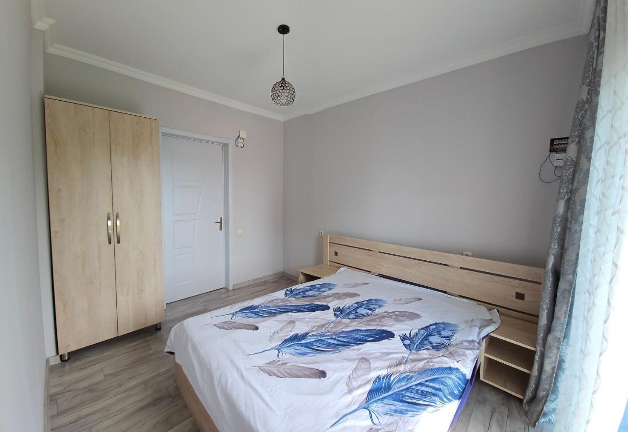 Tete Guest House Батуми Екстериор снимка